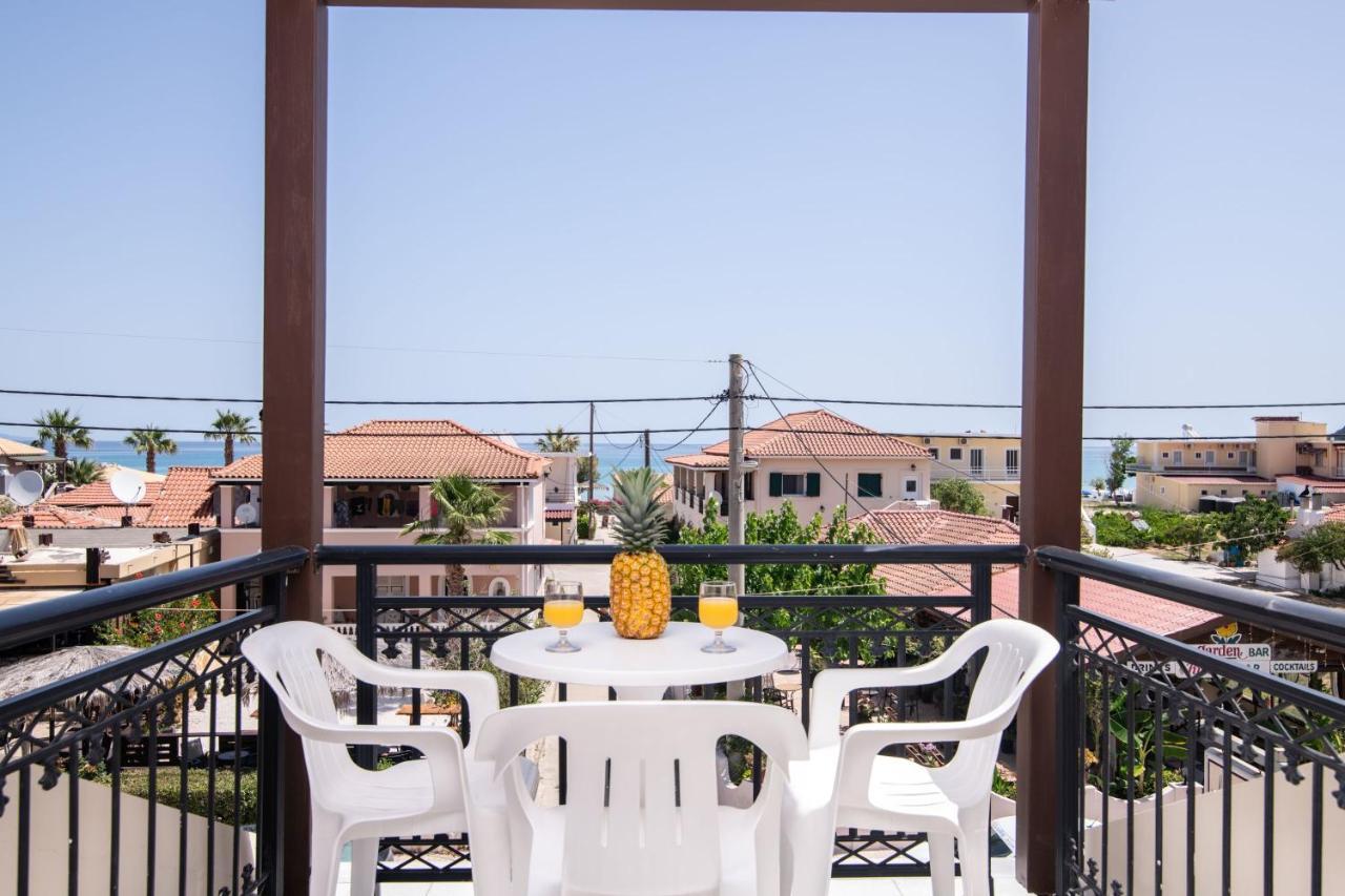 אליקס Sunbliss Studios & Apartments מראה חיצוני תמונה