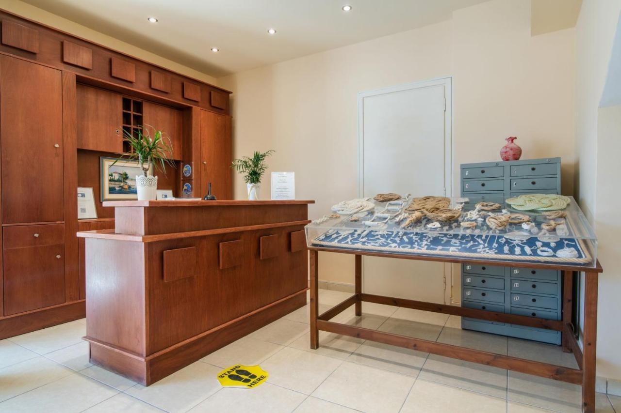 אליקס Sunbliss Studios & Apartments מראה חיצוני תמונה