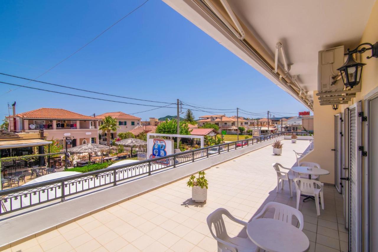 אליקס Sunbliss Studios & Apartments מראה חיצוני תמונה